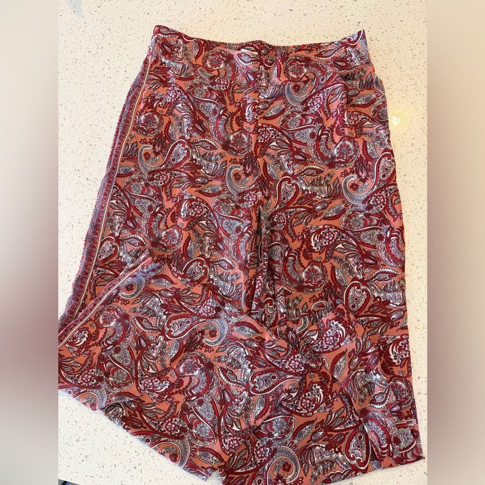 Max Studio Rust and Red Paisley Wide-Leg Pants Size M